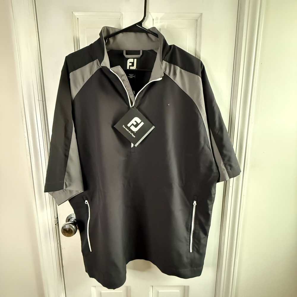 FootJoy Black and Gray Short-Sleeve Windshirt Pullover